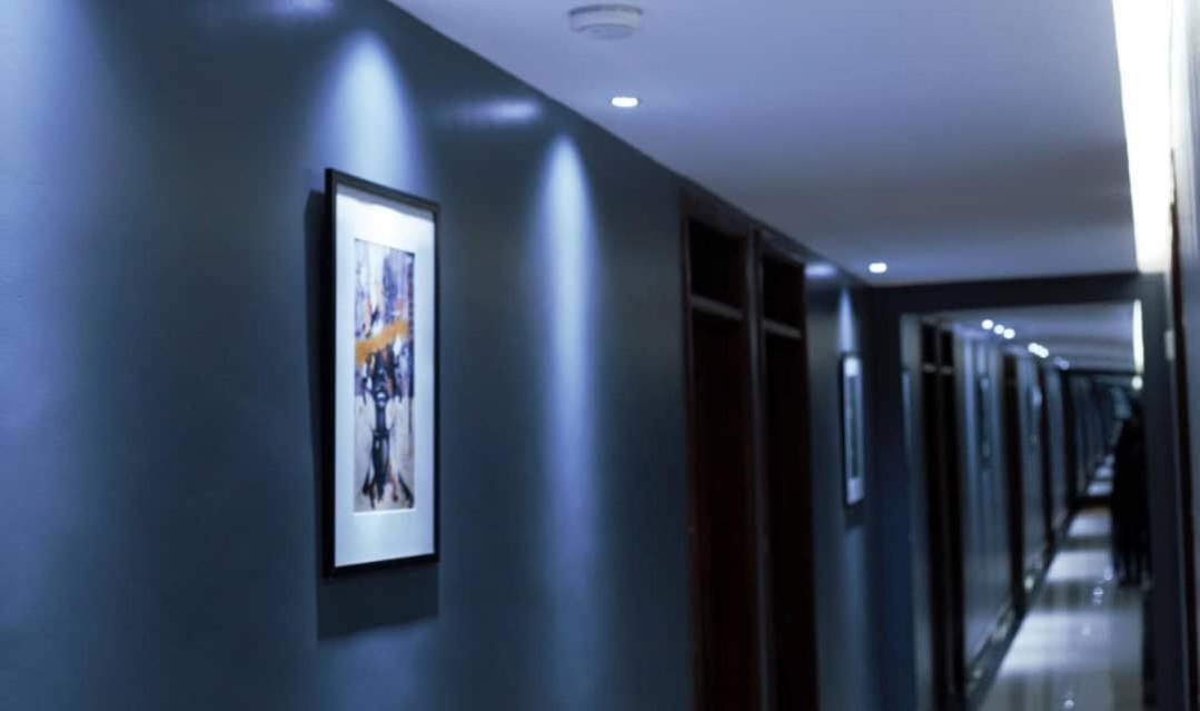 Blue Berries Hotel Entebbe Extérieur photo